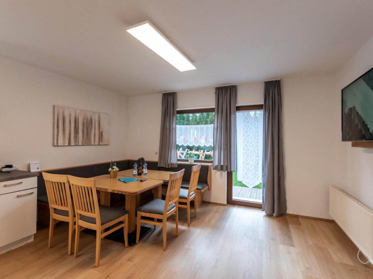 Apartment Alpenchalets - Zse204 By Interhome Zell am See Exteriör bild